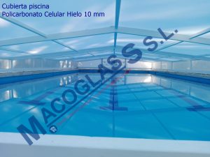 Cubierta para piscina con Policarbonato Celular Hielo